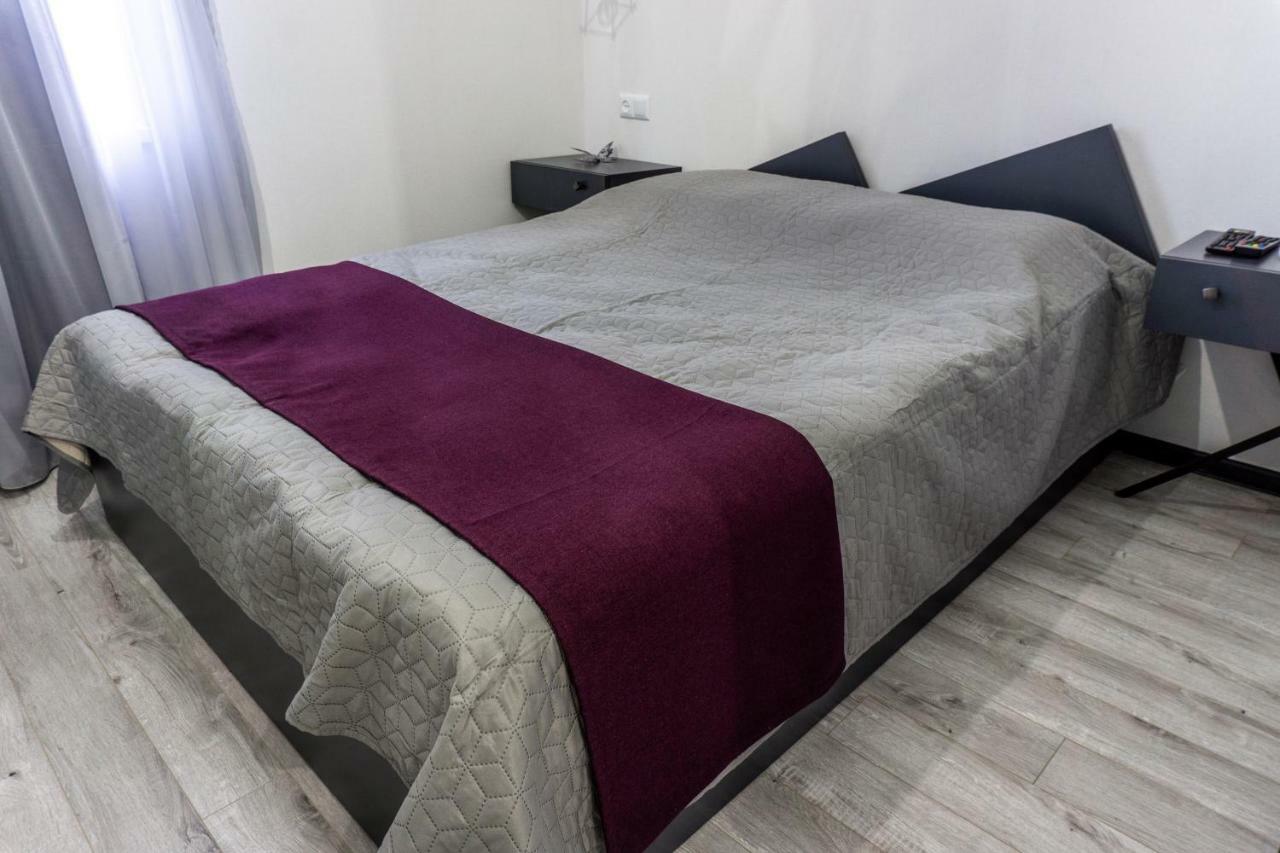 Guesthouse Kado Тбилиси Екстериор снимка